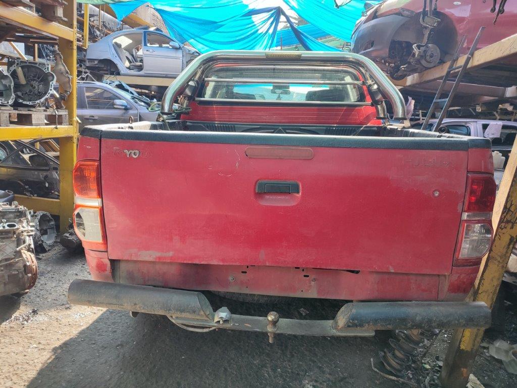 Toyota HILUX 2005    EN DESARME